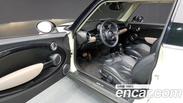 Mini Cooper Baker Street, 2013 10