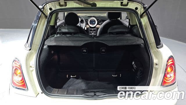 Mini Cooper Baker Street, 2013 20