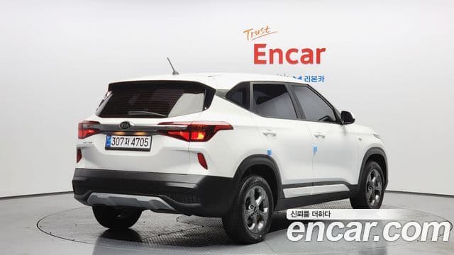 Kia Seltos Trendy, 2021 2