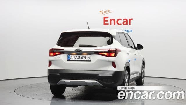 Kia Seltos Trendy, 2021 4