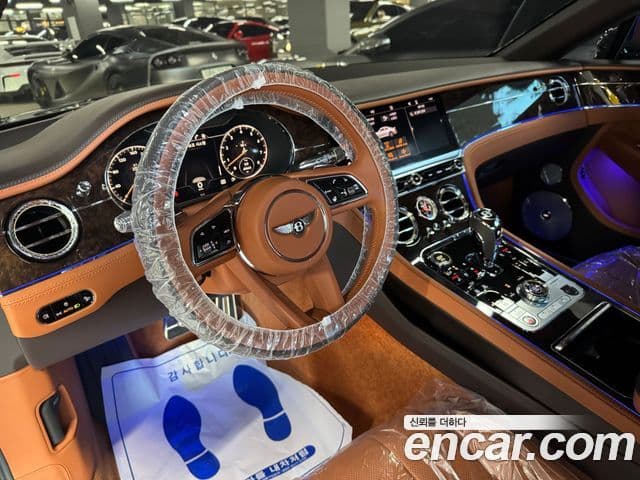 Bentley Continental GT 3세대 4.0 GT, 2021 4
