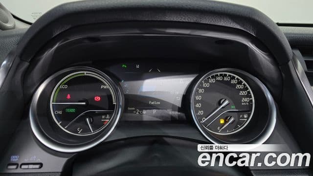 Toyota 캠리 (XV70) 2.5 XLE гибрид, 2018 8