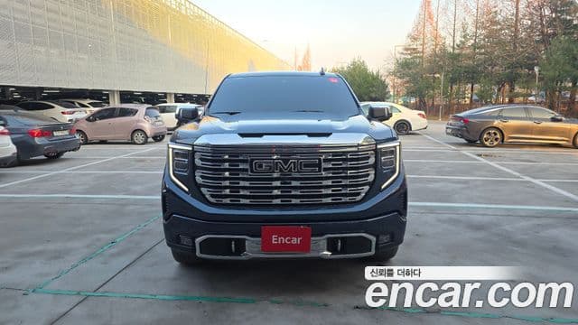GMC 시에라 Denali, 2023 3