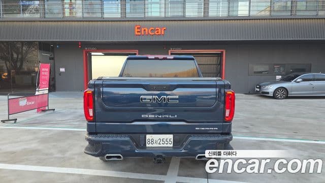 GMC 시에라 Denali, 2023 4