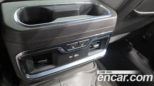 GMC 시에라 Denali, 2023 18