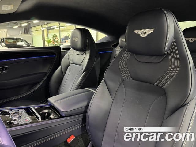 Bentley Continental GT 3세대 4.0 GTS, 2023 9
