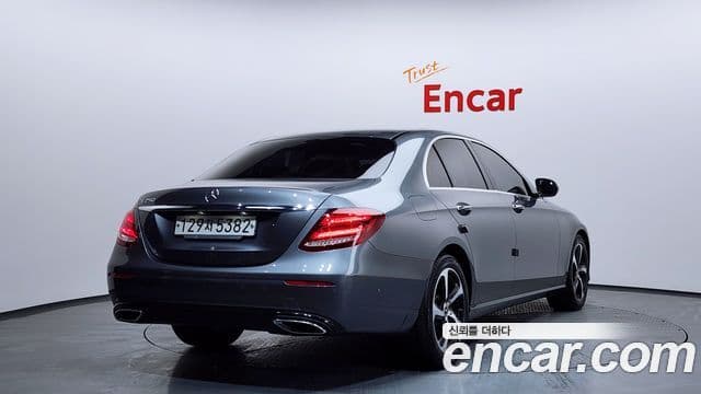 Mercedes-Benz E-класс W213 Avantgarde, 2020 2