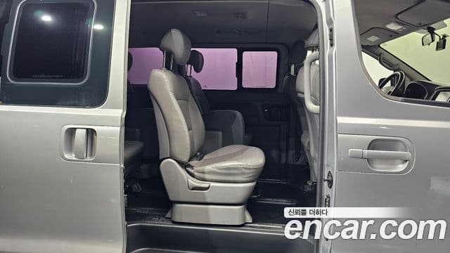 Hyundai The / новый New Grand Starex Modern, 2019 12