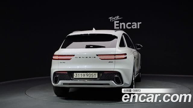 Genesis GV70, 2023 4