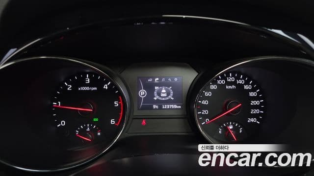 Kia All New Carnival Prestige, 2017 8