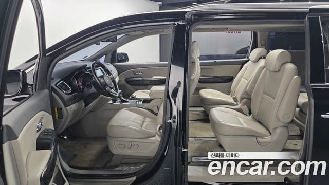 Kia All New Carnival Prestige, 2017 17