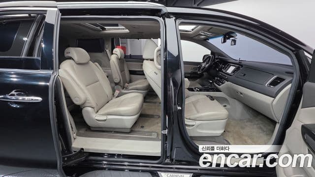 Kia All New Carnival Prestige, 2017 19
