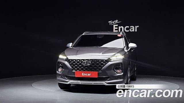Hyundai Santa Fe TM Inspiration, 2019 3