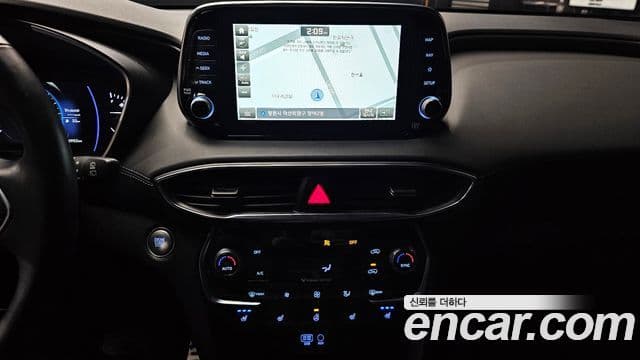 Hyundai Santa Fe TM Inspiration, 2019 14