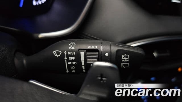 Hyundai Santa Fe TM Inspiration, 2019 18