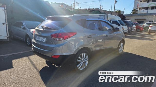 Hyundai Tucson ix Premier, 2010 3