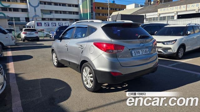 Hyundai Tucson ix Premier, 2010 4