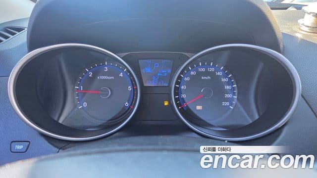 Hyundai Tucson ix Premier, 2010 11