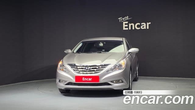 Hyundai YF Sonata Prime, 2011 3