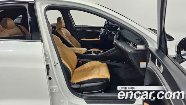 Kia K5 гибрид 3세대 Prestige, 2023 10