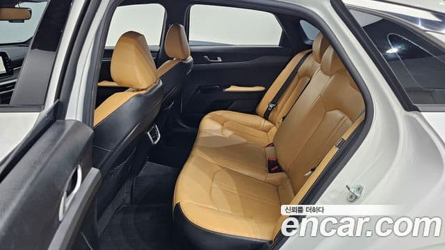 Kia K5 гибрид 3세대 Prestige, 2023 12