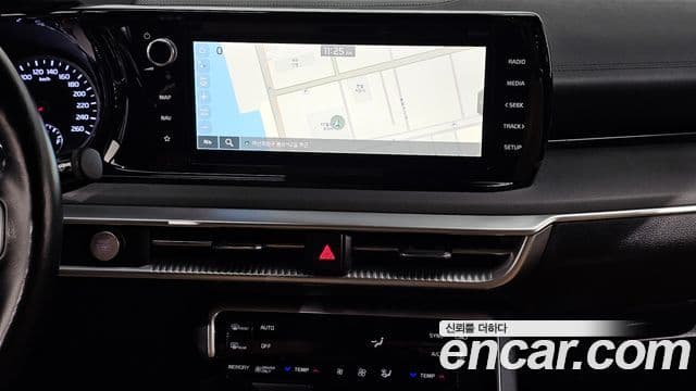 Kia K5 гибрид 3세대 Prestige, 2023 14