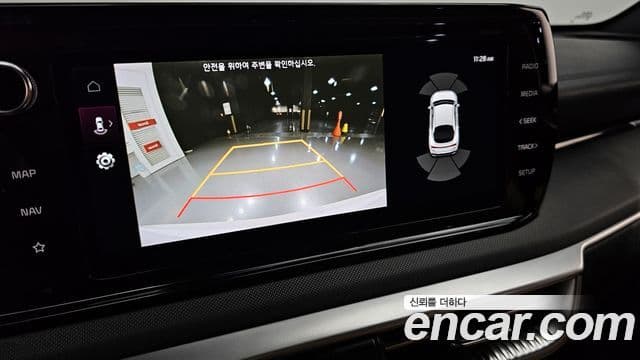 Kia K5 гибрид 3세대 Prestige, 2023 15