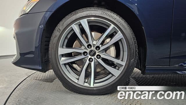 Audi A6 (C8) Premium, 2023 все фото