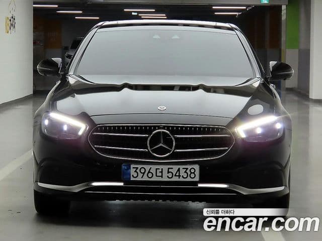 Mercedes-Benz E-класс W213 Avantgarde, 2022 1