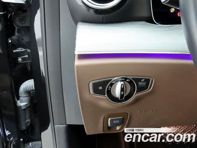 Mercedes-Benz E-класс W213 Avantgarde, 2022 12