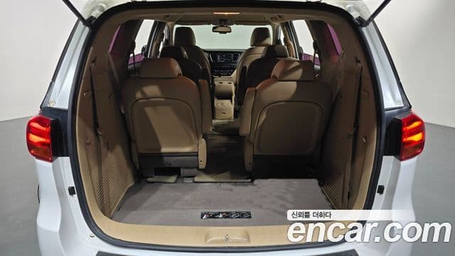 Kia The / новый New Carnival Luxury, 2020 20