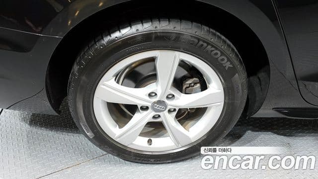 Audi A4 (B9), 2021 все фото