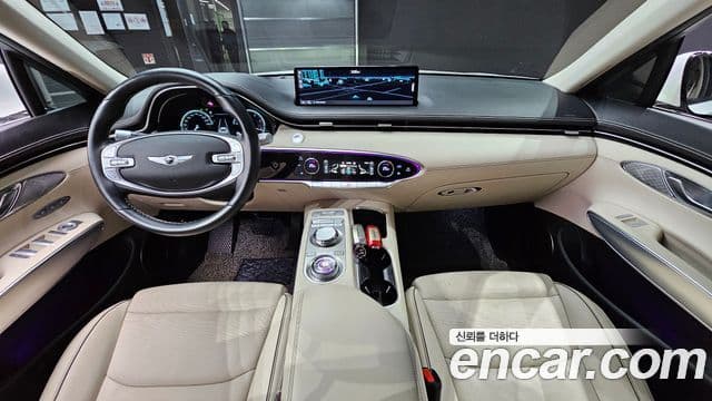 Genesis GV70, 2022 7