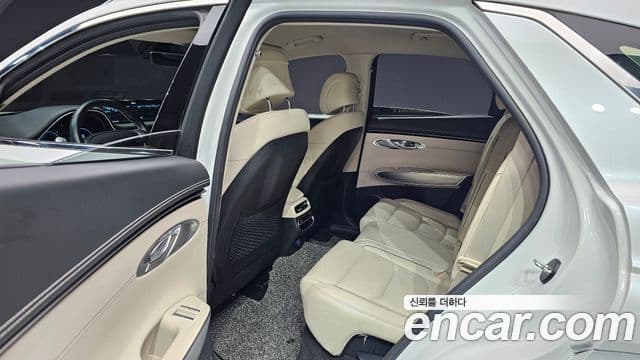 Genesis GV70, 2022 12