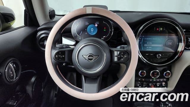 Mini Cooper S 3세대, 2023 13