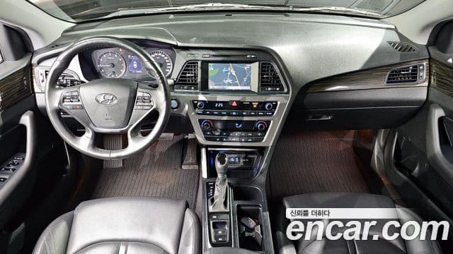 Hyundai LF Sonata Special, 2016 7