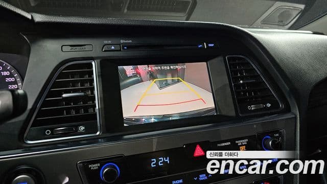 Hyundai LF Sonata Special, 2016 18