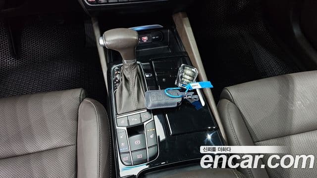 Kia All New K7 Prestige, 2016 9
