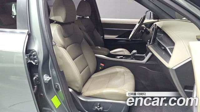 KG모빌리티(SsangYong) Torres T7, 2024 11