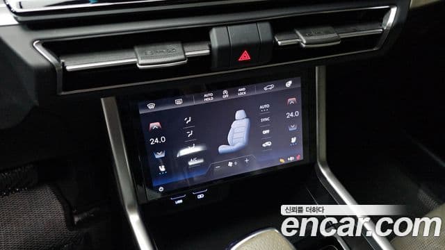 KG모빌리티(SsangYong) Torres T7, 2024 17