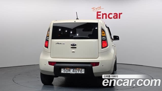 Kia Soul Safety, 2011 4