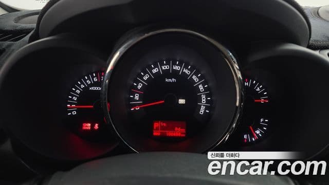 Kia Soul Safety, 2011 8