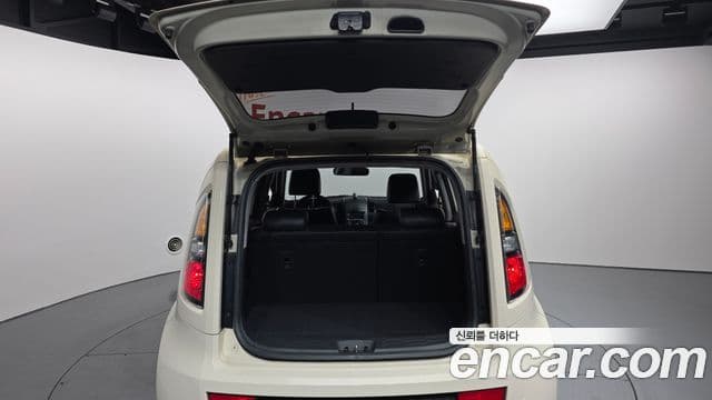 Kia Soul Safety, 2011 20