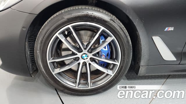 BMW 5시리즈 (G30) 520i M Sport, 2022 все фото