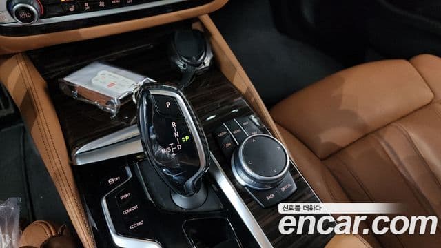 BMW 5시리즈 (G30) 520i M Sport, 2022 9