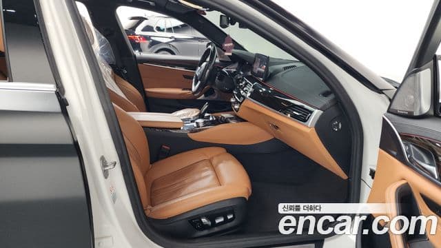 BMW 5시리즈 (G30) 520i M Sport, 2022 11