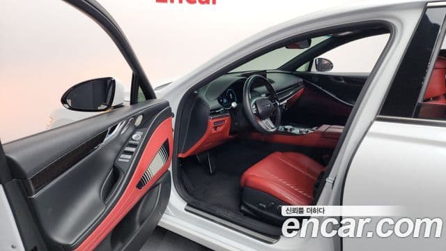 Genesis G80 (RG3) бензин 2.5 турбо AWD, 2024 10