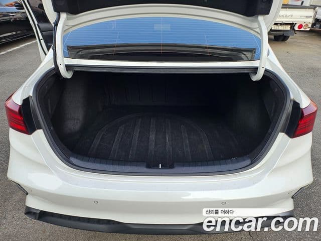 Kia The / новый New K3 2세대 Prestige, 2022 19