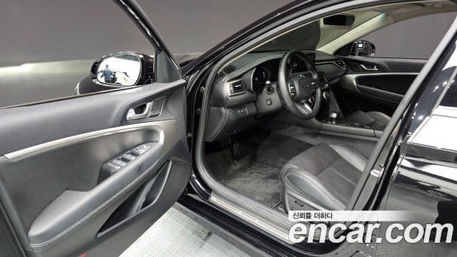 Genesis The / новый New G70, 2022 10