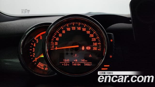 Mini Cooper D 3세대, 2014 8